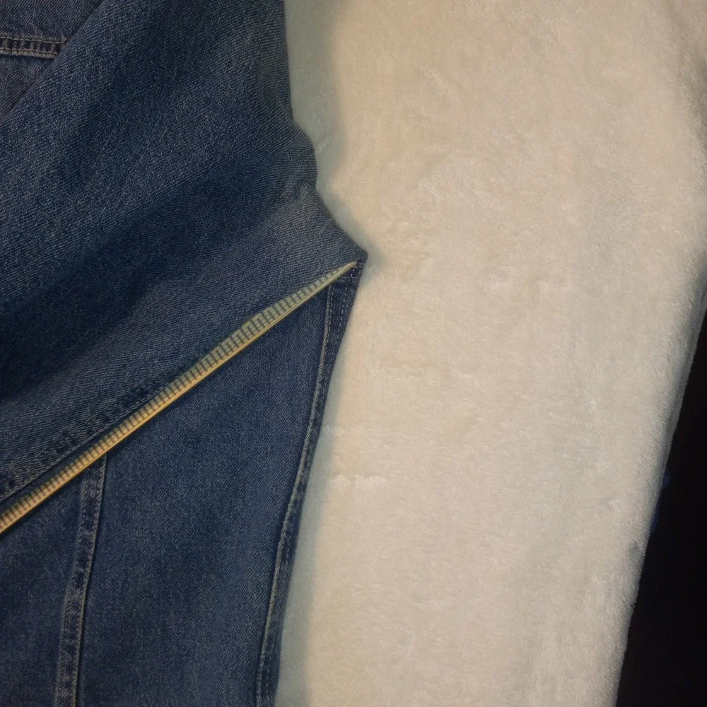 The Childrens Place Boys Medium Wash Denim Trucker Jacket Size L 10/12 Cotton